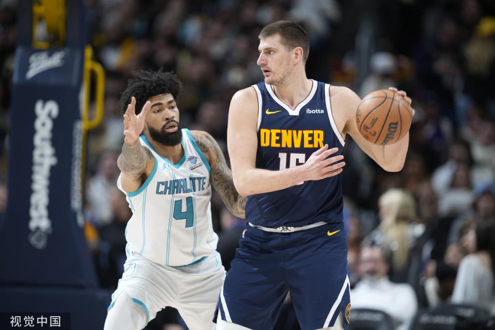 全场人都有 全场人都有