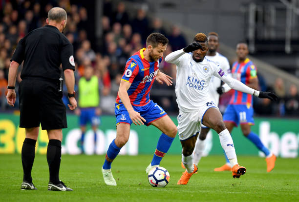 现代足球需 现代足球需