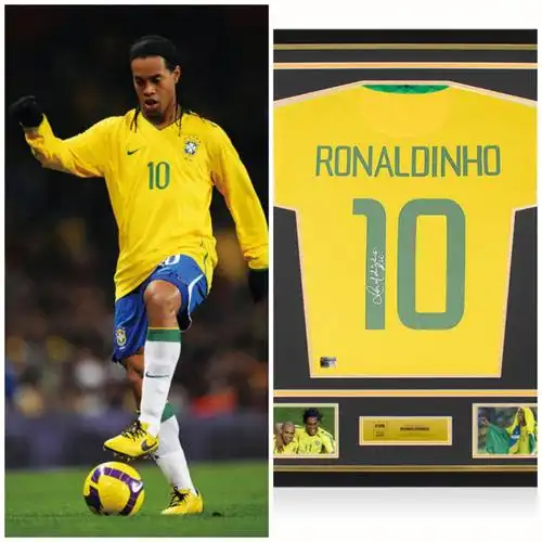 一位年轻球 一位年轻球