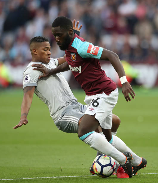 根據本賽季 根據本賽季