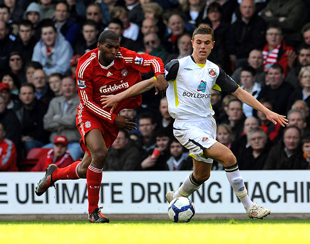 后防线表现 后防线表现